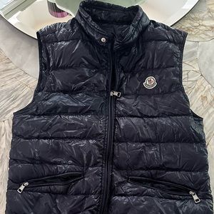 Moncler GUI Vest - Navy Size 2 (Medium)